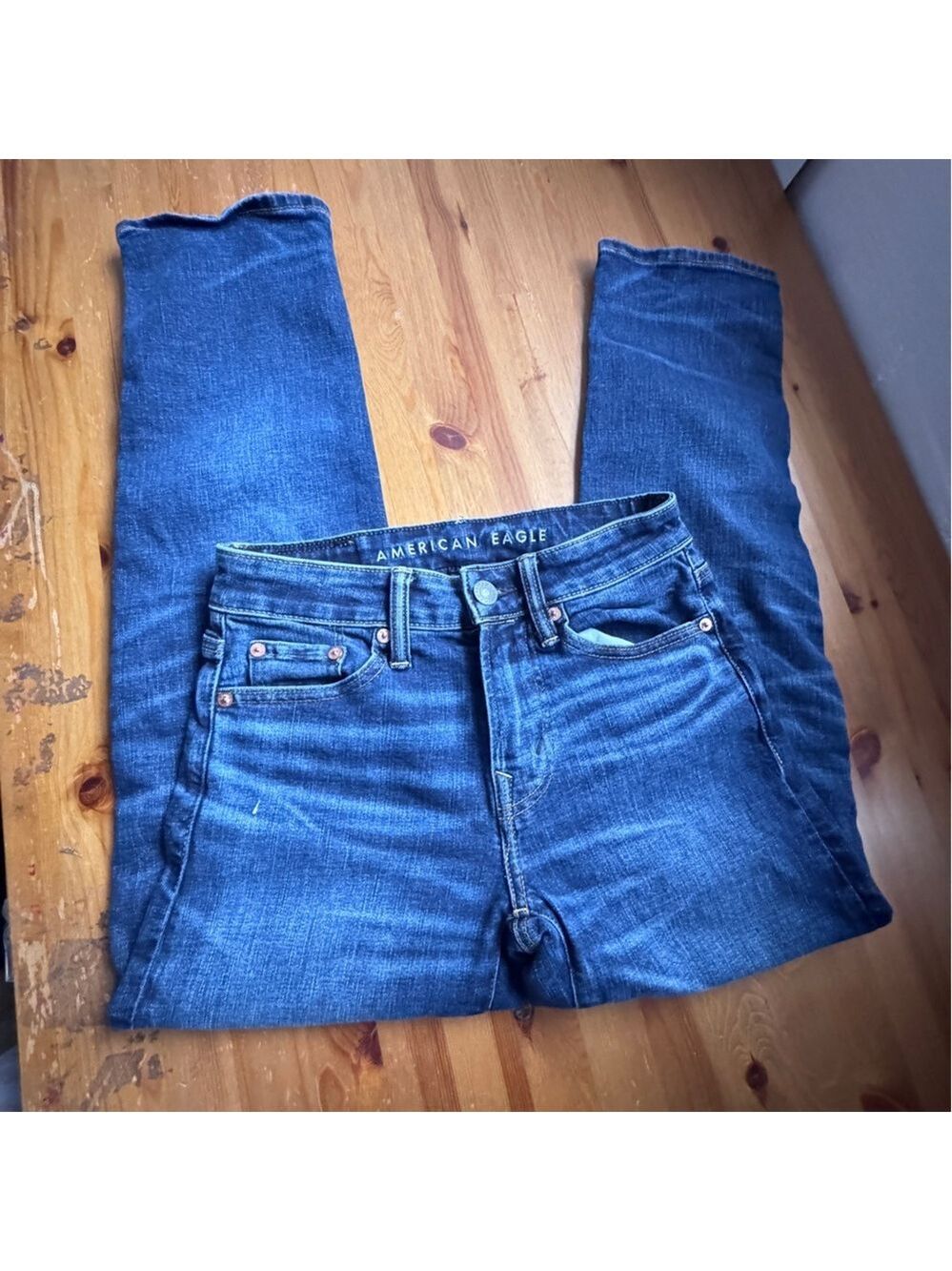 American Eagle original straight blue jeans size 26x28